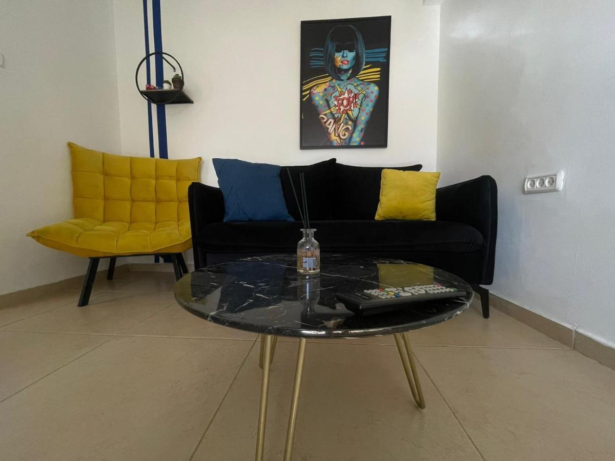 דירה על הפארק Lägenhet Beersheba Exteriör bild